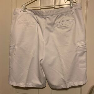 Izod Golf Size 42 White Casual Shorts